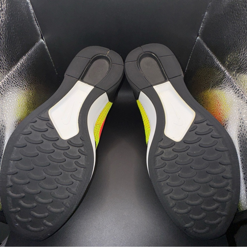 Size 13 - Nike Duel Racer Volt - 918228-700, Clean, No Box, Gently Worn, 8.5/10 - Picture 9 of 10
